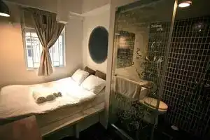 Отель «Just Inn», Гонконг