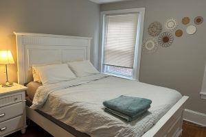 Cozy 2BD/2BA near Rittenhouse sq, Филадельфия