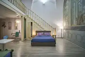 Home & More Brigida, Неаполь