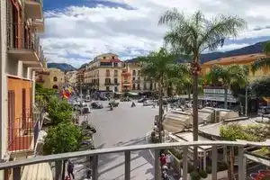 Elys Suites, Сорренто