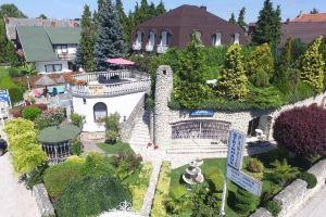 Steinhaus Panzió - szállásfoglalás, szobafoglalás, Balatoni panzió, kiadó Szoba, kiadó szálláshely, Кестхей