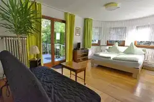 Comfortable apartment 3 on Lake Constance Friedrichshafen, Фридрихсхафен