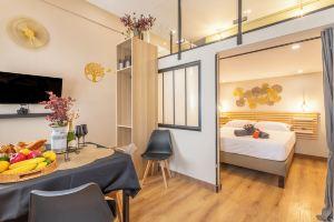 Adira Marseille Montgrand 2 étoiles, Марсель