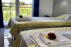 Banos Apartment 2 Bed Rooms and Swimming Pool, Рода