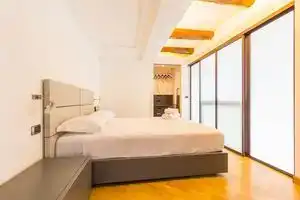 Design & Studio Duplex at National Museum, Неаполь