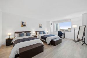 Beachfront 1Br 2BA Condo Cozysuites at Showboat, Атлантик-Сити