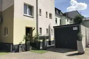 A-Domo Apartments Oberhausen - Budget Apartments & Flats - Short & Longterm - Single & Grouptravel, Мюльхайм-ан-дер-Рур