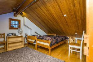 Rahorannantie 7 g 10, Леви