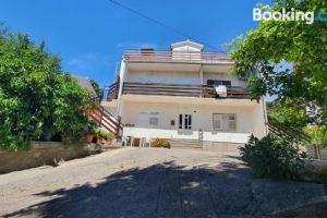 Apartment Majda, Раб