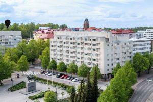 Central 1BR Apartment with Free Parking, Лахти