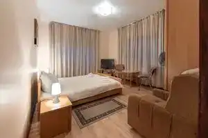 Room in B&B - Valensija - Apartment, 2 Adults and 2 Children, Юрмала