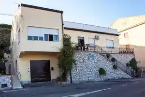 B&B Lighea, Джиардини-Наксос