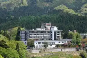 Sarugakyo Hotel, Минаками