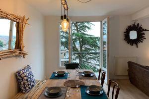 Toulouse Centre Superb Apartment with Parking, Тулуза