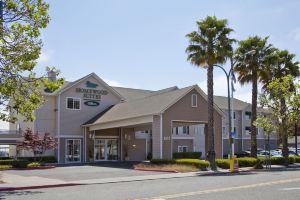 Homewood Suites by Hilton - Oakland Waterfront, Окленд
