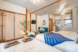 Good Apartment, Наха