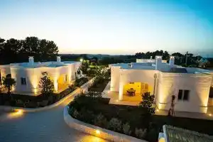 Мини-отель «Borgo Cozzana», Монополи