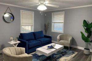 Stylish One Bedroom home 5 min away from Downtown., Гринсборо