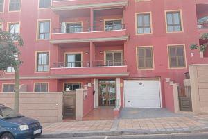 Penthouse with beautiful views and jacuzzi in EL Medano (Pet Friendly), Эль Медано