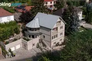 Belvárosi Nemes Apartmanház Szekszárd, Сексард