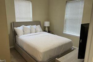 Washburn Hotel Suites, Топика