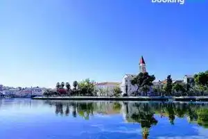 Apartments Trabakul, Трогир