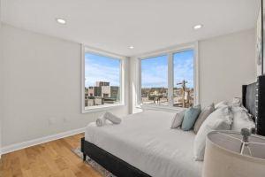 Philly Skyline View Home w/ Hot Tub & Games, Филадельфия