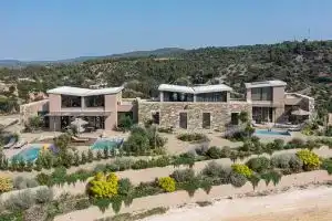 Etheres Chalkidiki, Никити
