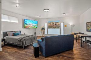 Sedona Vista Hideaway - New, Modern, Gorgeous Views, 100% 10-Star Reviews!, Седона