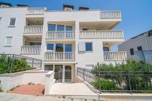 Apartment Marlo in Dubrovnik with Sea View, Дубровник