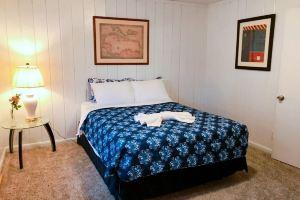 Lovely one bedroom apartment in historical area, Гринсборо