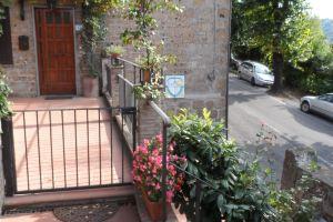 Casa Serafina Typical Three-Room Apartment Historic Green Area, Орвието
