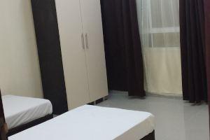 Golden Seasons Furnished Apartments 1, Салала