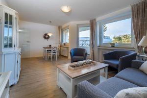 Very close to the beach, central, very well-kept and inviting, WLAN, parking space, Вестерланд