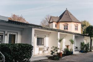 Apartmenthaus am Achteck, Дармштадт