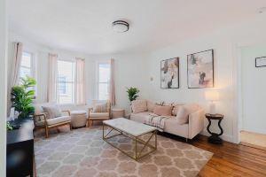 Cozy 4BR near Boston+gameroom, Бостон