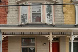 Walk to Midtown From Contemporary Uptown Harrisburg Home, Харрисбург