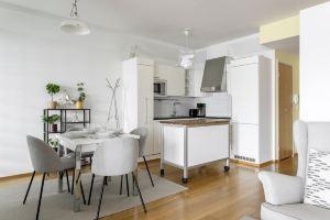 2Ndhomes Apartment in Kamppi Center with Sauna and Balcony, Хельсинки