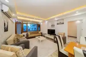 Central Flat Near Markantalya Mall in Muratpasa, Анталья