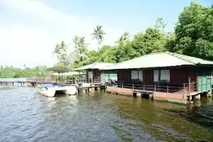 Villa Arali, Хикадуа