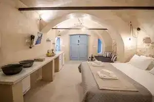 Oia Cellars, Ия