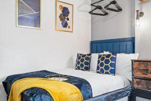 Amazing Family Apartment, Sleeps 6, Cot, Work Desk, Бирмингем