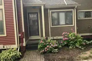 Cozy Condo with garage, laundryClose proximity to UR, RIT and Strong, Рочестер