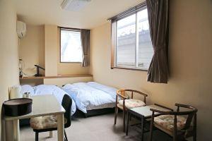 Businesshotelanrakusou, Нагоя