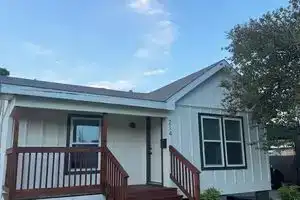 Beautiful 2-bedroom house with full kitchen in Lake Charles, Лейк-Чарльз