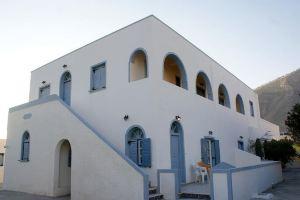Krinos Palace, Перисса