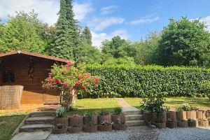 Schöne Ferienwohnung mit Eigener Terrasse und Garten, Саарбрюккен