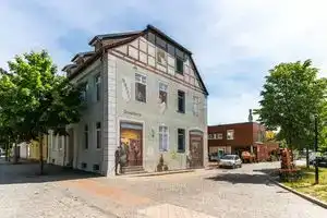 Hotel Am Brauhaus, Варен