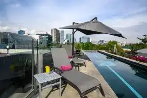 Отель «Las Suites Campos Eliseos», Мехико