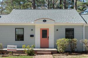Warm Luxury in walkable downtown Durham (2.5 mi. from Five Pts. Plaza), Дарем